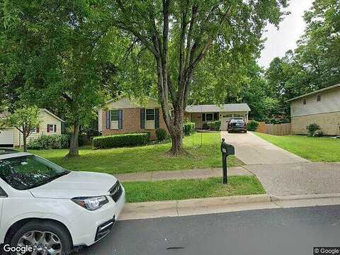 Kaywood, FAIRFAX, VA 22032