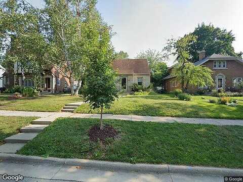 Newhall, WAUKESHA, WI 53186