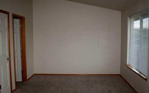 27Th, REDMOND, OR 97756