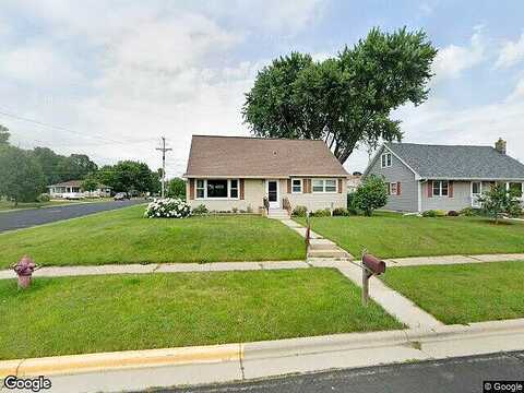 6Th, WAUNAKEE, WI 53597