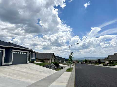 Skyridge, KLAMATH FALLS, OR 97603