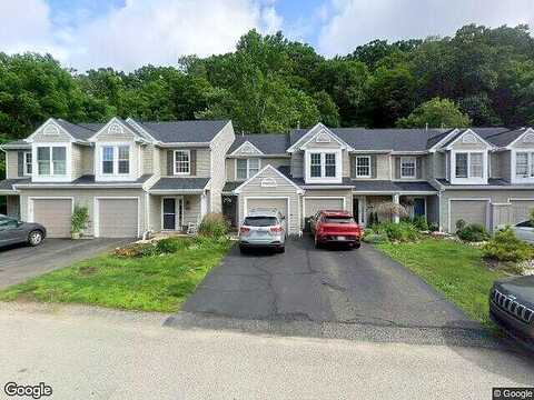 Commons, OAKMONT, PA 15139