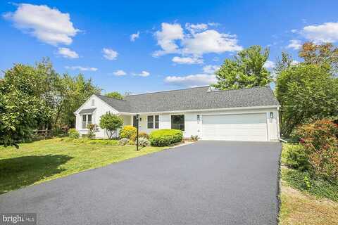 Deviar, CENTREVILLE, VA 20120