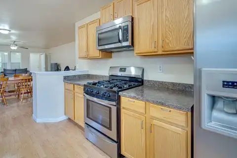 Blakely, BEND, OR 97702