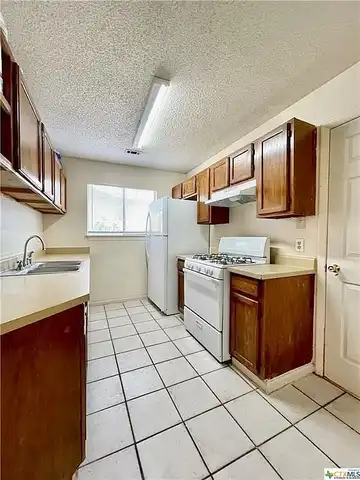 Castle Gate, SAN MARCOS, TX 78666