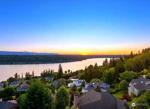 207Th, SAMMAMISH, WA 98074