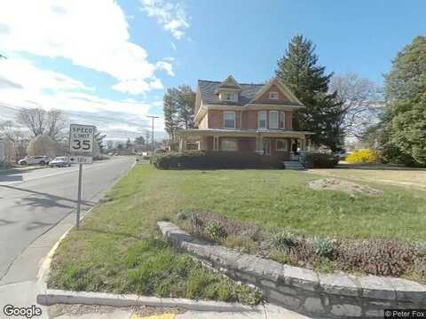 Main, DAYTON, VA 22821