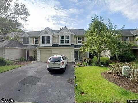 Commons, OAKMONT, PA 15139