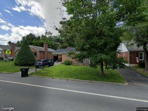 Fox, WINCHESTER, VA 22601