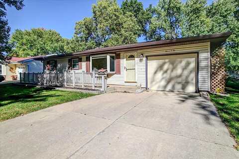 Debra, MADISON, WI 53704