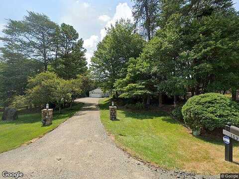 Hillview, MONETA, VA 24121