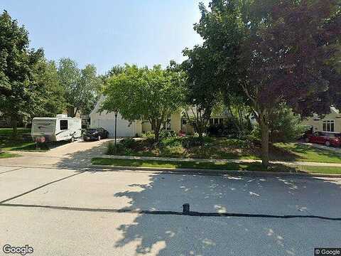 University, WAUKESHA, WI 53188