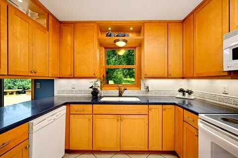 Oxbow, EDEN PRAIRIE, MN 55347
