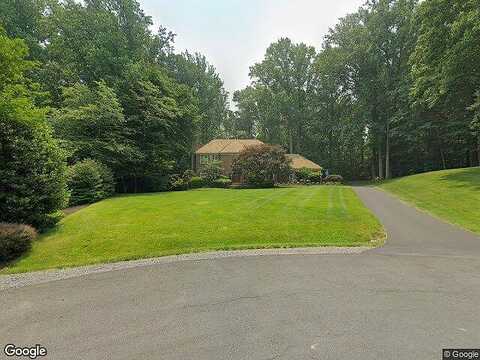 Greenwich Woods, MC LEAN, VA 22102