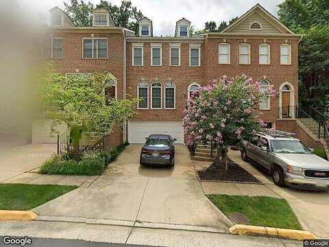 Castlewood, OAKTON, VA 22124
