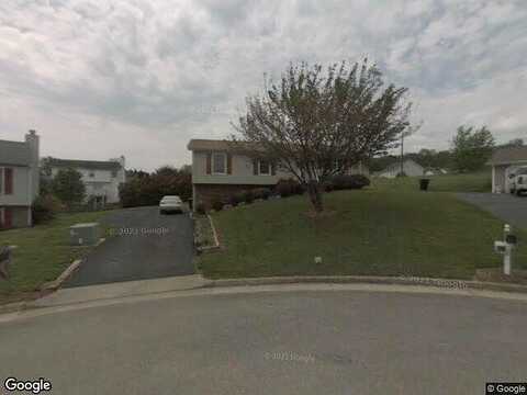 Praline, ROANOKE, VA 24012