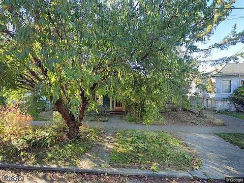 61St, SEATTLE, WA 98107