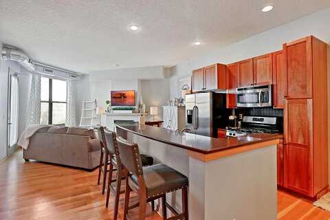 Wooddale Ave S, Minneapolis, MN 55416