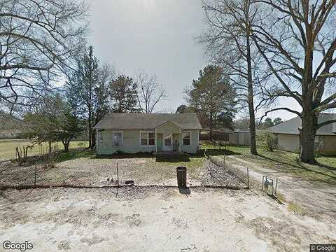 Hendricks St, Gladewater, TX 75647