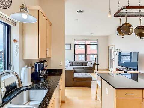4Th St E, Saint Paul, MN 55101