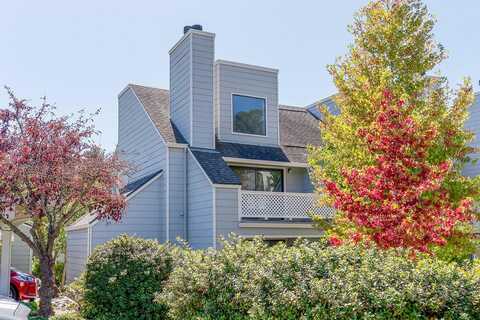Willowbrook Ln, Aptos, CA 95003