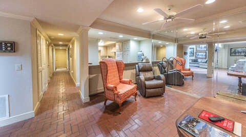 Slide Rd, Lubbock, TX 79407