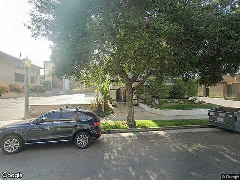 S Oak Knoll Ave, Pasadena, CA 91101