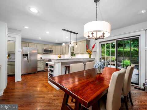Dunsinane, CHESTER SPRINGS, PA 19425