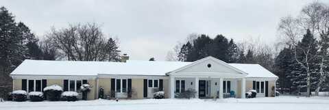 Tara, HARTFORD, WI 53027