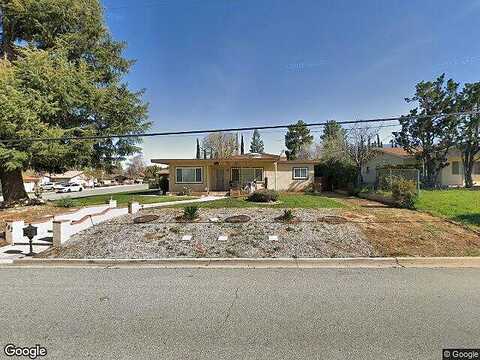 11Th, BEAUMONT, CA 92223
