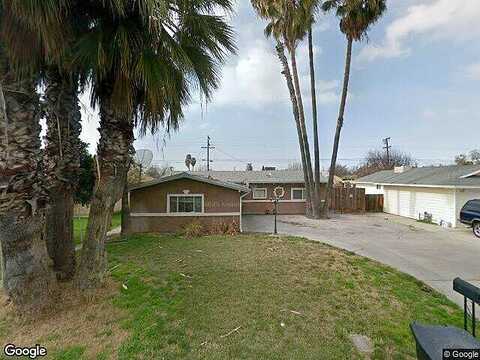 4Th, PORTERVILLE, CA 93257