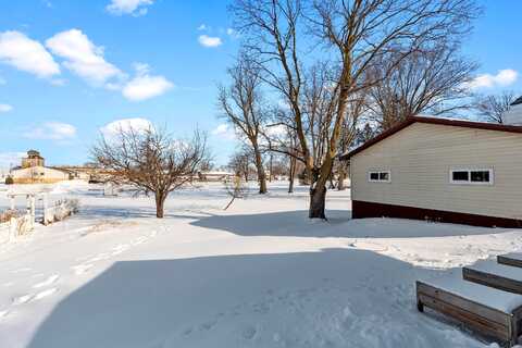 Grove, LOMIRA, WI 53048