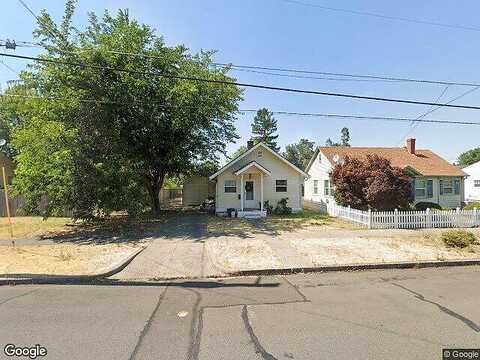 Maple, MEDFORD, OR 97501