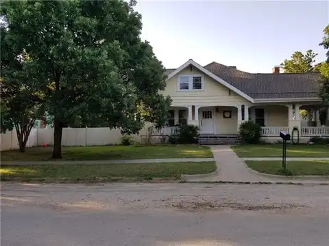 Davis, ALVARADO, TX 76009