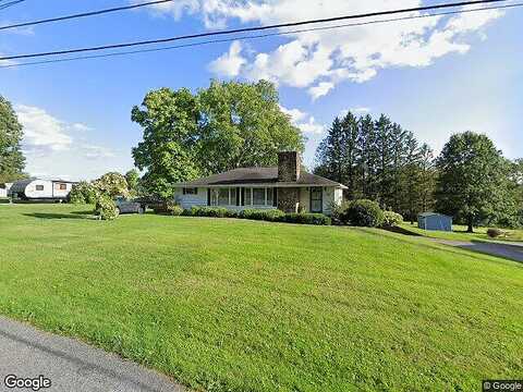 Central Avenue, BROOKVILLE, PA 15825