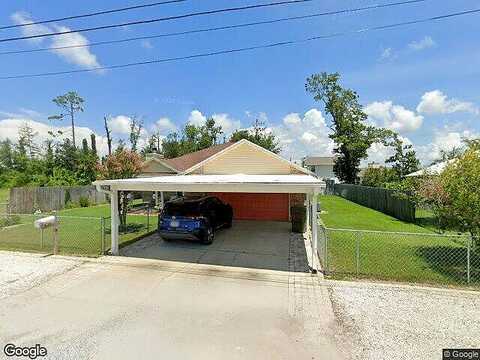 9Th, LYNN HAVEN, FL 32444