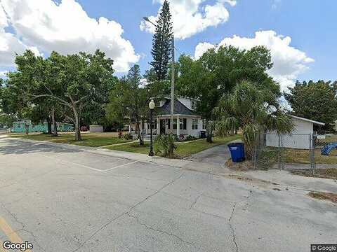 Pine, SEBRING, FL 33870