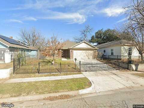Davis, FORT WORTH, TX 76104