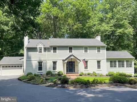 Timber, DEVON, PA 19333