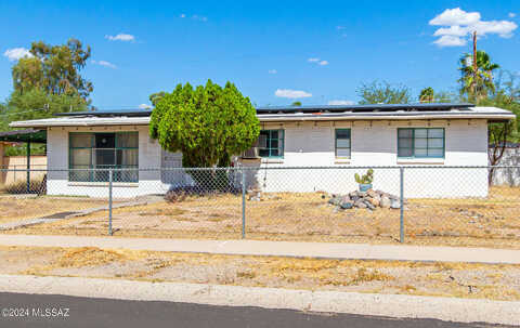 Scarlett, TUCSON, AZ 85711