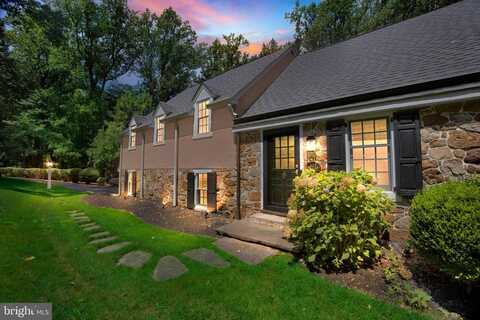 Hilltop, PAOLI, PA 19301