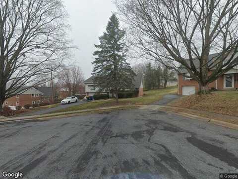 Kutz, READING, PA 19609