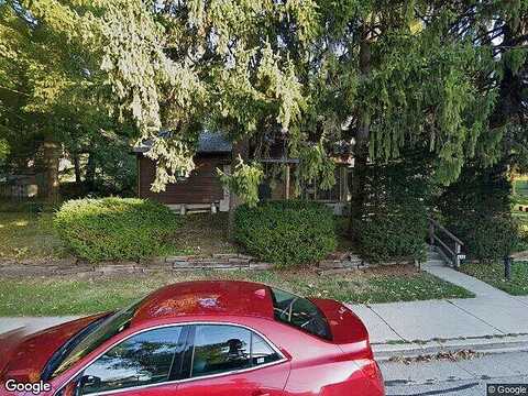 Capitol, HARTLAND, WI 53029