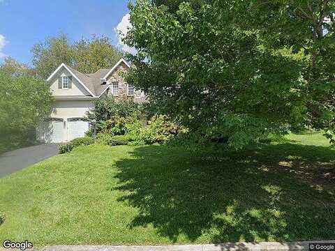 Hessian, KENNETT SQUARE, PA 19348