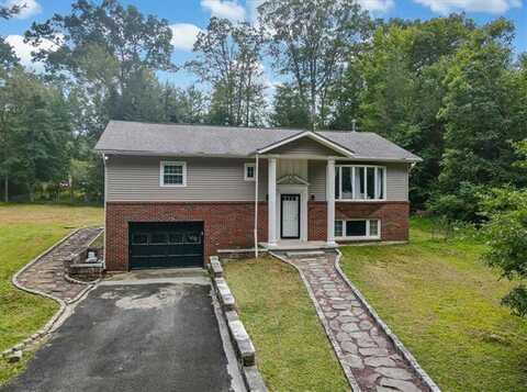 Carlton, MOUNT POCONO, PA 18344
