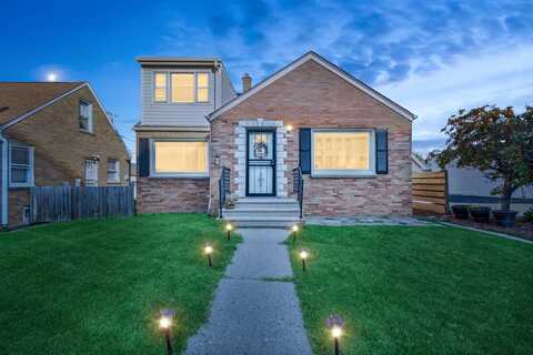 16Th, MILWAUKEE, WI 53215