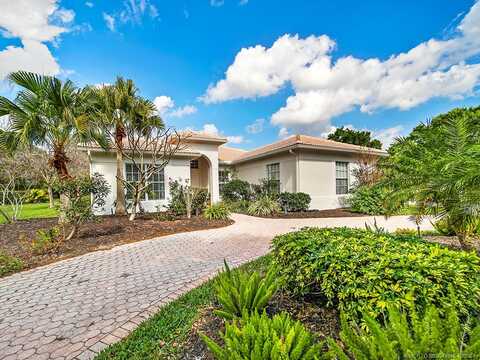 Bear Paw, PALM CITY, FL 34990