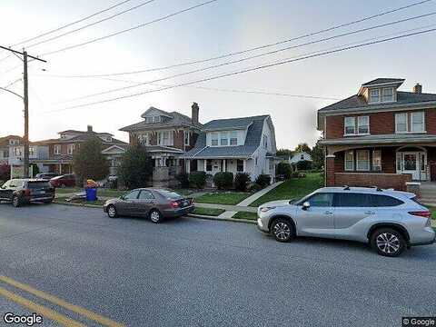 Market, YORK, PA 17404