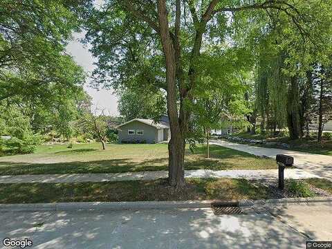 Lost Dauphin, DE PERE, WI 54115