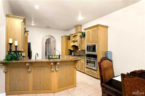 Platinum, PENITAS, TX 78576